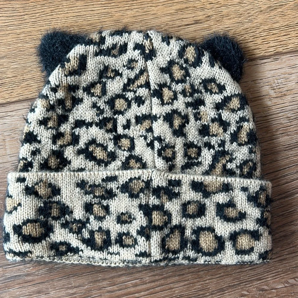 Olivia & Kate girls/kids Leopard Print  Beanie / Hat with‎ ears New Without Tags